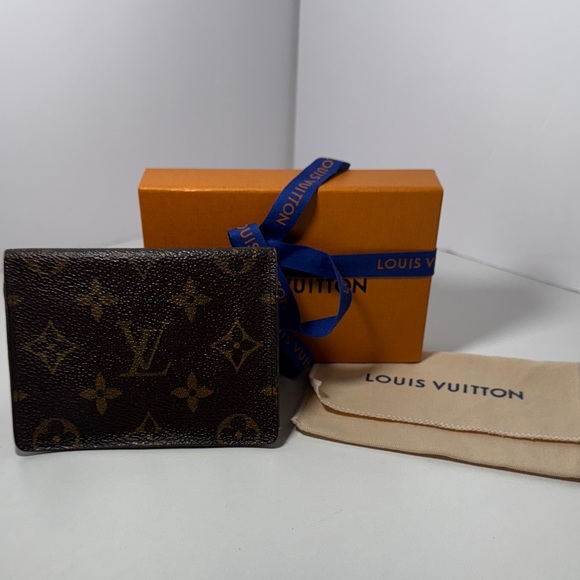 Louis Vuitton Brown Monogram Card Holder- Authentic - Picture 1 of 17